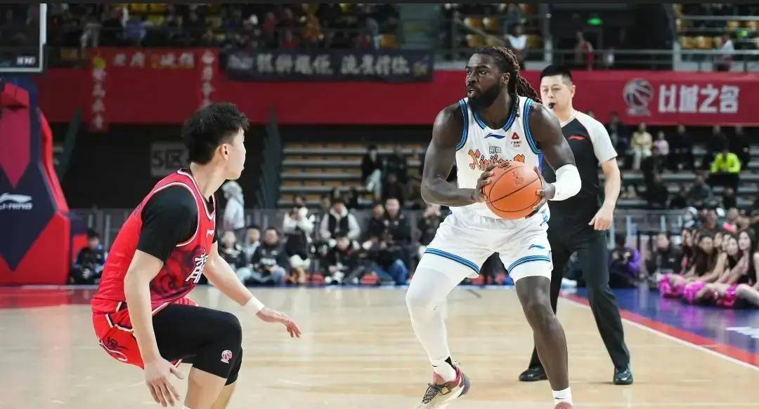 包含加时末段新疆广汇强势反弹：欧篮联节点到来，气氛紧张，训练强度明显提升的词条-LoL